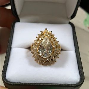 New 7.5 Cocktail Ring pear shaped crystal women’s